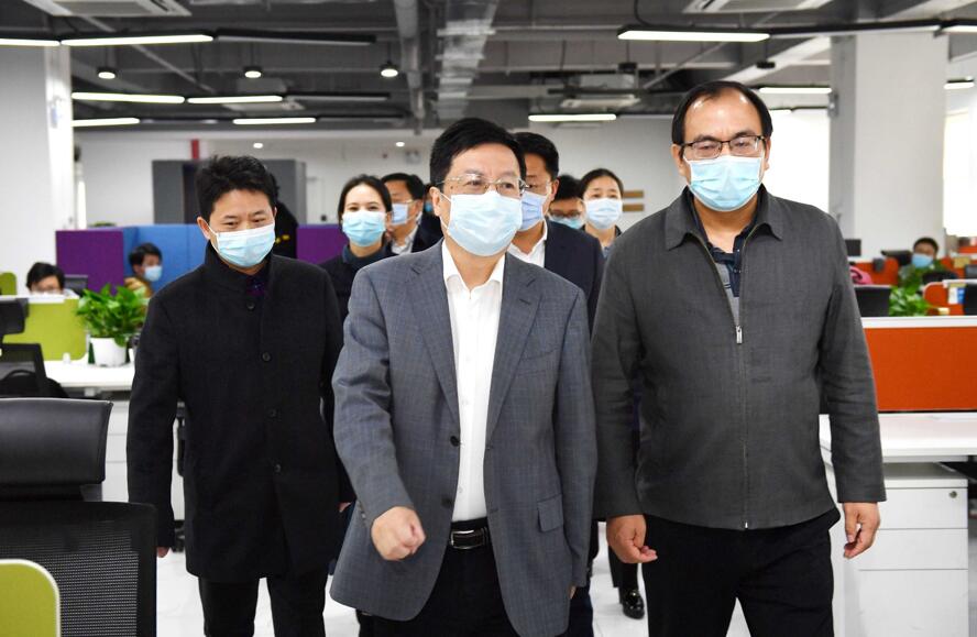 湖南省委常委、長沙市委書記胡衡華到大唐先一科技公司調(diào)研