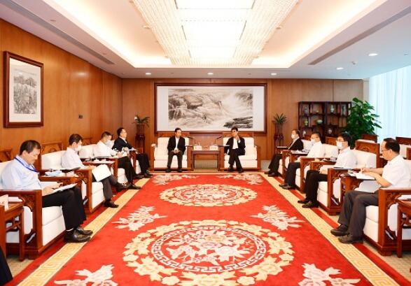 華能集團(tuán)有限公司黨組書(shū)記、董事長(zhǎng)舒印彪會(huì)見(jiàn)國(guó)開(kāi)行董事長(zhǎng)趙歡