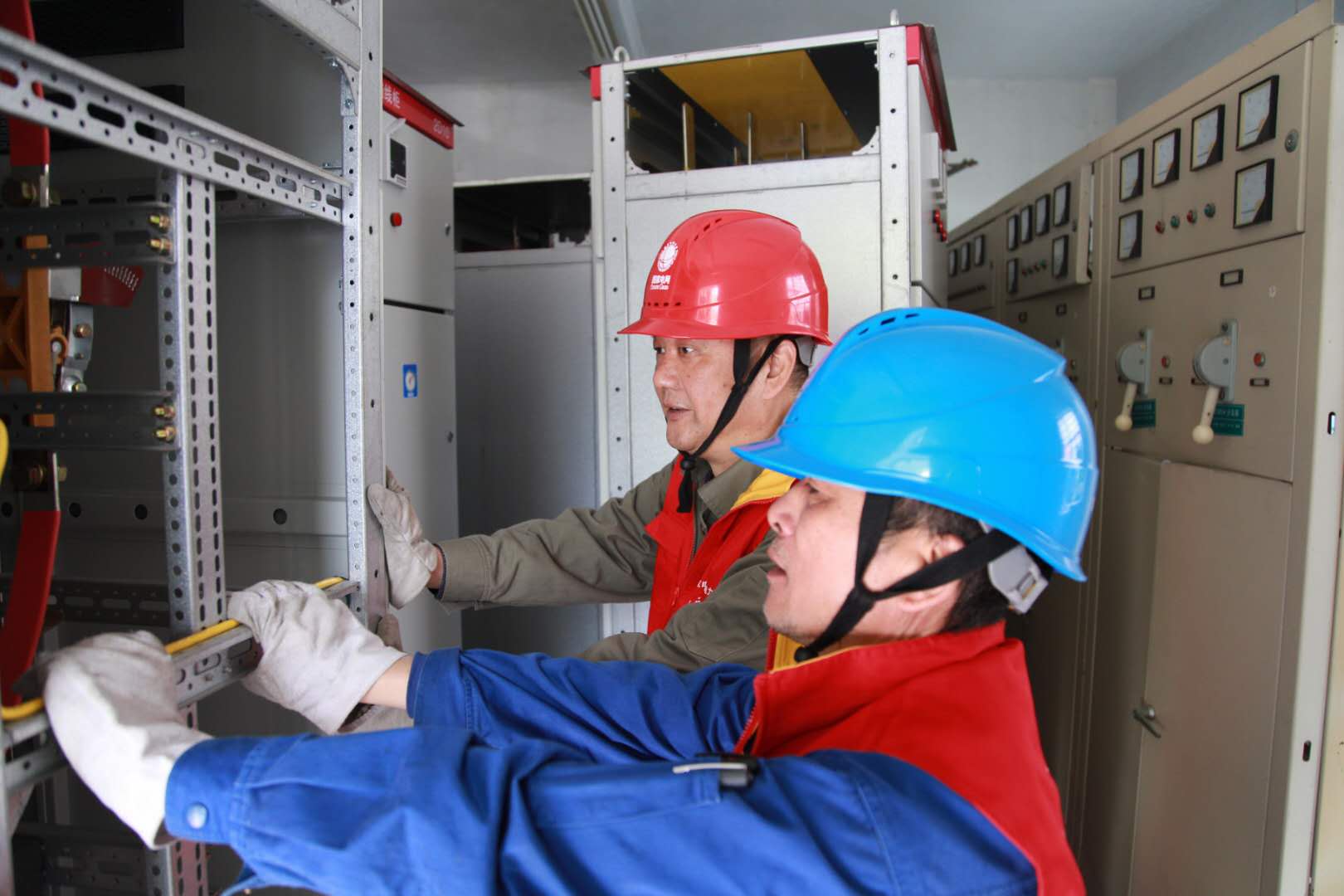 國(guó)網(wǎng)寧波市鄞州區(qū)供電公司：老舊小區(qū)煥然一新，居民幸福感顯著提高