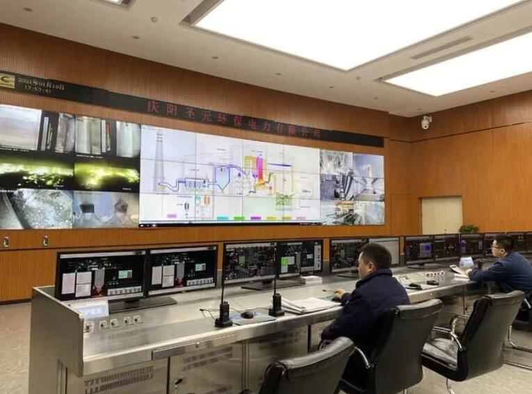 甘肅慶陽市生活垃圾焚燒發(fā)電廠:廢物變成寶 垃圾中“淘金”