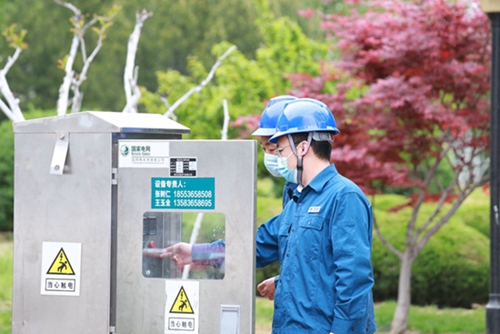 國網(wǎng)山東壽光供電:排查設(shè)備除隱患 保駕護(hù)航菜博會(huì)