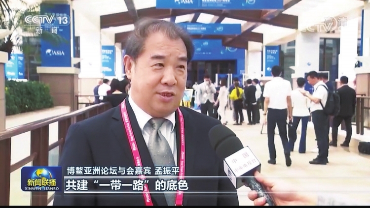 南方電網(wǎng)公司董事長、黨組書記孟振平接受央視《新聞聯(lián)播》采訪