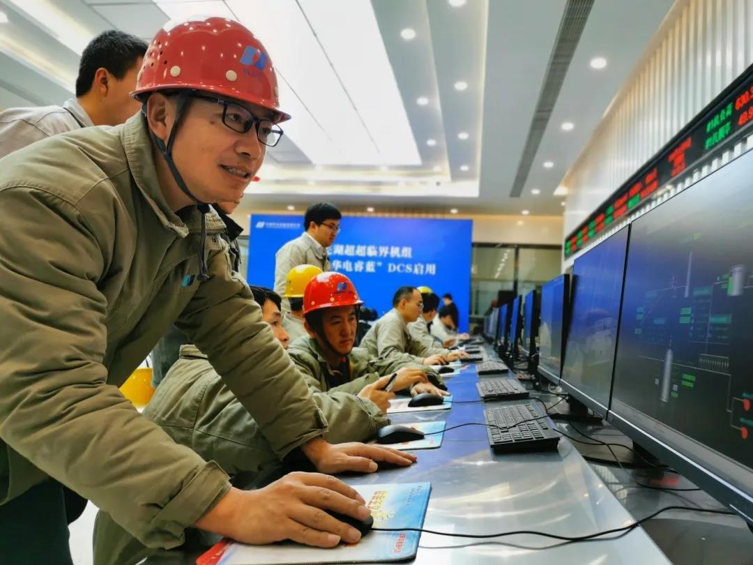 張東華:示范工程項(xiàng)目的“紅旗手”