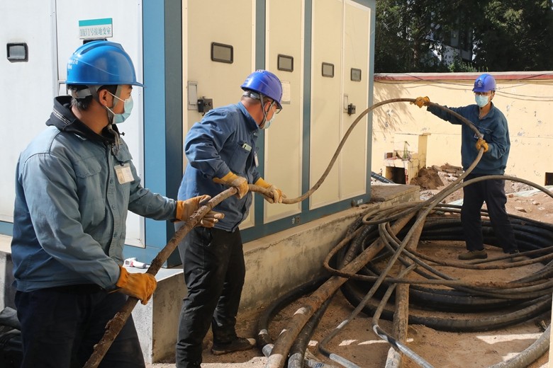 國(guó)網(wǎng)諸城市供電公司:扎實(shí)開(kāi)展秋檢工作 確保電網(wǎng)穩(wěn)定運(yùn)行