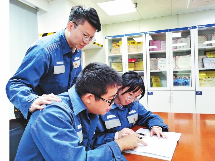 廣東佛山供電局:深化黨建帶團(tuán)建 促青年快速成長(zhǎng)