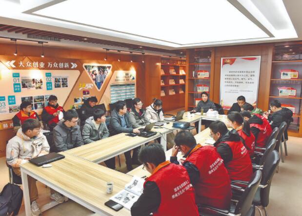 安徽淮南供電公司:支部聯(lián)動(dòng) 合力攻堅(jiān)