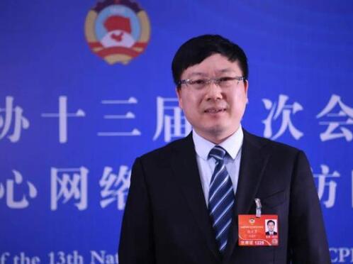 【兩會】云南聯(lián)通總經(jīng)理張云勇：發(fā)揮通信央企數(shù)字經(jīng)濟(jì)發(fā)展主力軍作用，推進(jìn)5G公眾應(yīng)用健康發(fā)展