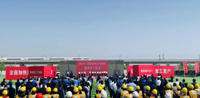 東方日升、晶科、阿特斯同時擴產(chǎn)！