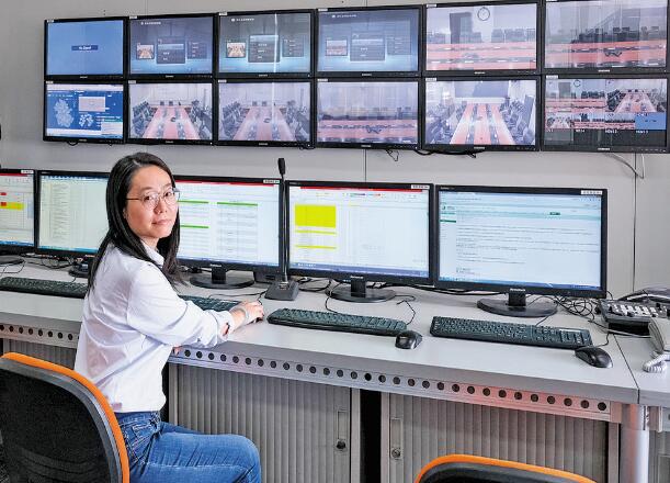 黃芳:盡最大努力做好每項工作