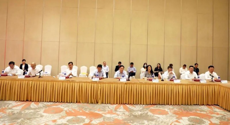 協(xié)鑫、徐工聯(lián)手！布局新能源