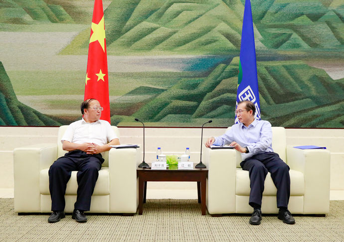 國家電投總經(jīng)理、黨組副書記江毅會見湖北省武漢市委常委、武漢經(jīng)開區(qū)工委書記劉子清