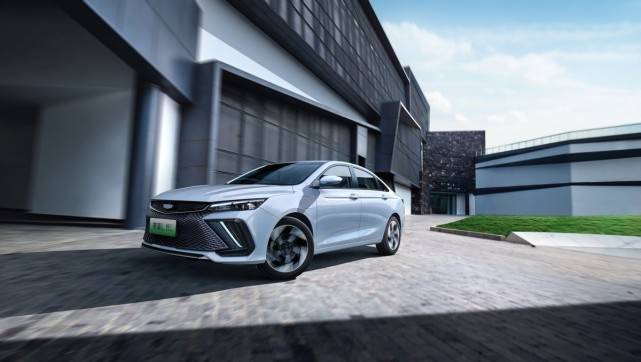 轉(zhuǎn)型跑出加速度,吉利新能源產(chǎn)品全面起飛