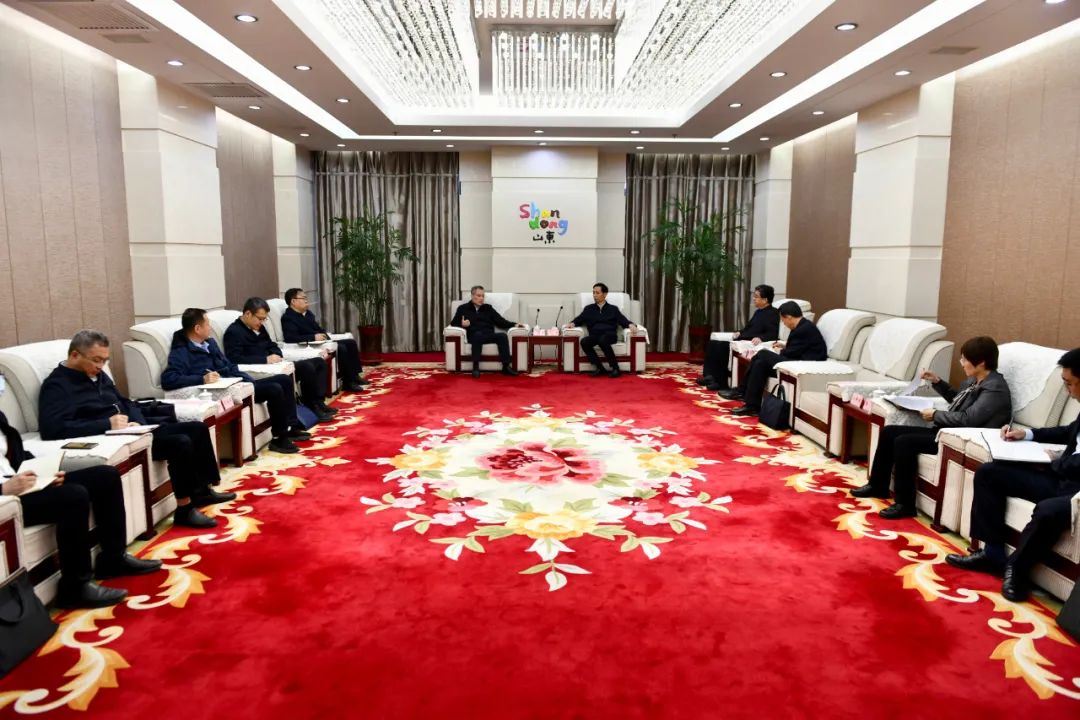 大唐山東發(fā)電公司黨委書記、董事長趙永力拜會菏澤市委副書記、市長張倫