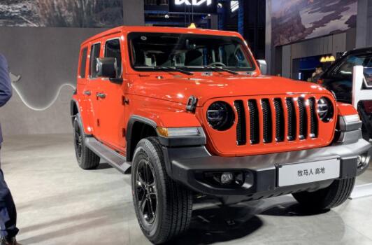 新能源越野今年會(huì)火，但大電池不靠譜?小電池配發(fā)動(dòng)機(jī)最合適