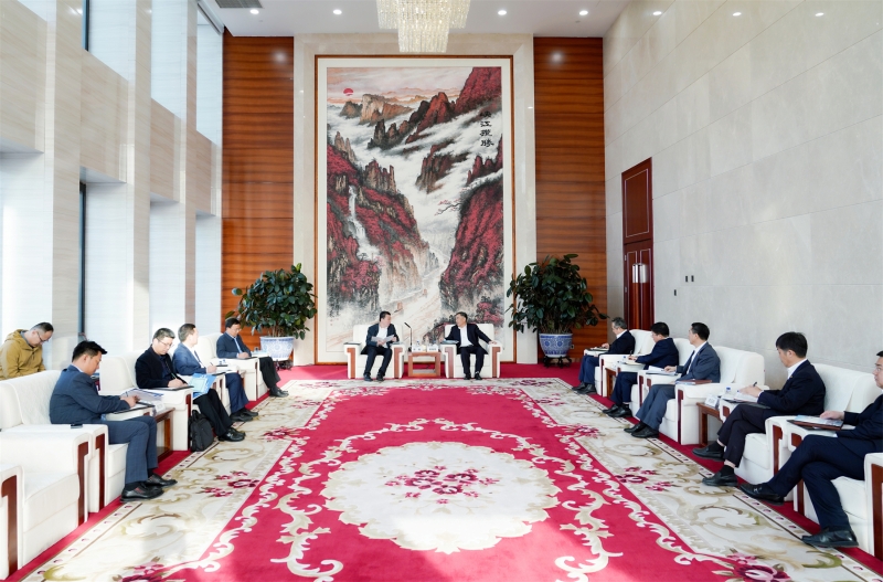 中國(guó)能建黨委書記、董事長(zhǎng)宋海良與臨沂市委書記任剛座談