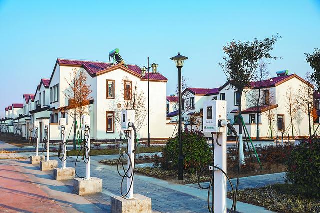 從“里程焦慮”到售后保障，這些是電動(dòng)車前行路上“攔路虎”