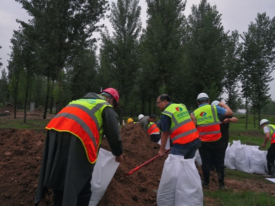 電建雄安建發(fā)公司堅(jiān)守防汛搶險(xiǎn)一線(xiàn) 筑牢堅(jiān)強(qiáng)“紅色堡壘”