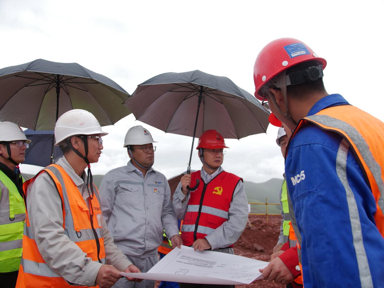 陳西調(diào)研四川公司、西南能源研究院