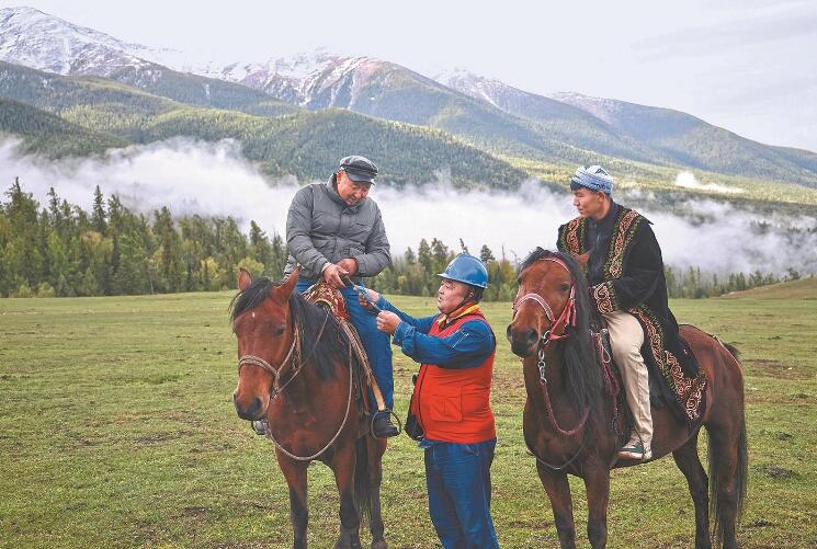 賽力別克·哈楞別克： 扎根西北第一村，一生做好一件事
