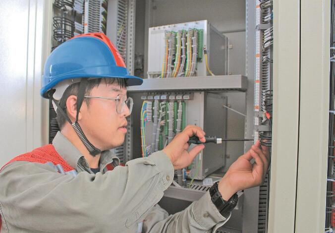 成子明： 在檢修一線快速成長(zhǎng)“挑大梁”