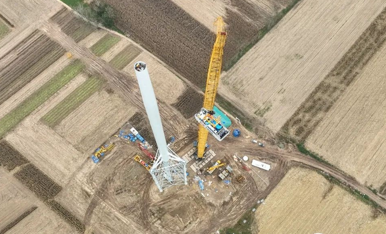 國(guó)內(nèi)首臺(tái)！三邊形桁架塔風(fēng)電機(jī)組并網(wǎng)成功