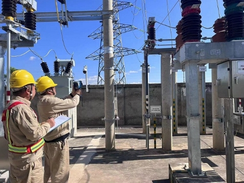 國(guó)網(wǎng)會(huì)理市供電公司：“彝歷新年”到  電力來護(hù)航