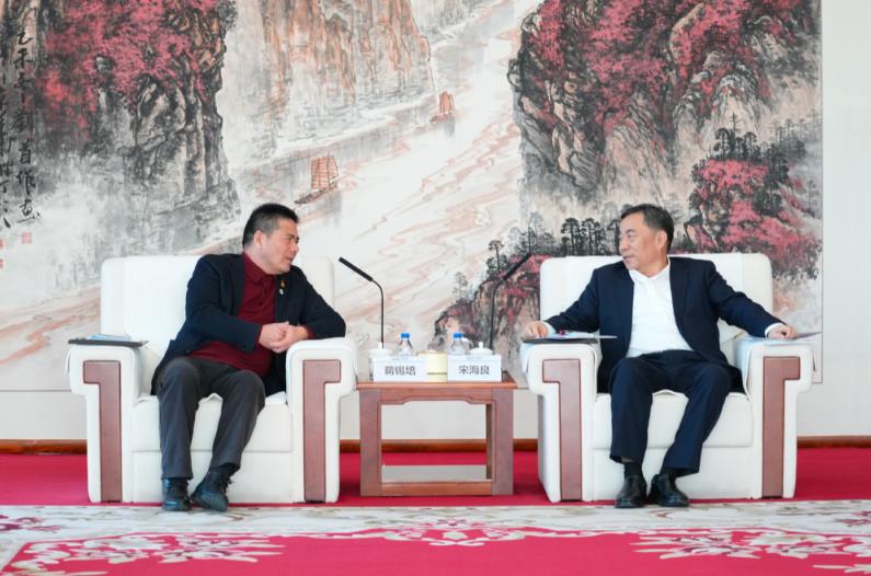 宋海良與“三新”聯(lián)盟成員遠(yuǎn)東控股集團(tuán)創(chuàng)始人、董事局主席蔣錫培會談