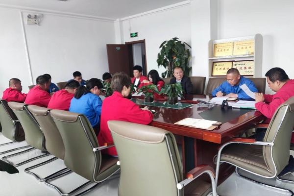 內(nèi)蒙古電力集團烏海千里山供電公司：對標(biāo)新細則，完成班組定級工作