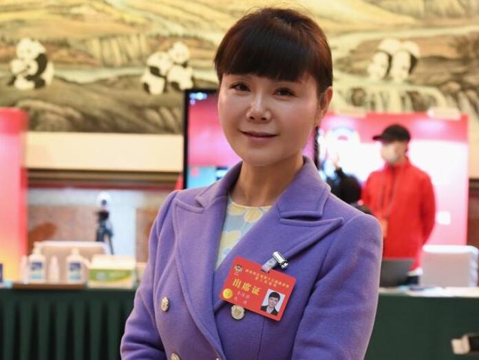 四川省政協(xié)委員李佳蔚：四川要優(yōu)化碳產(chǎn)品、參與碳交易，不斷完善碳設(shè)施