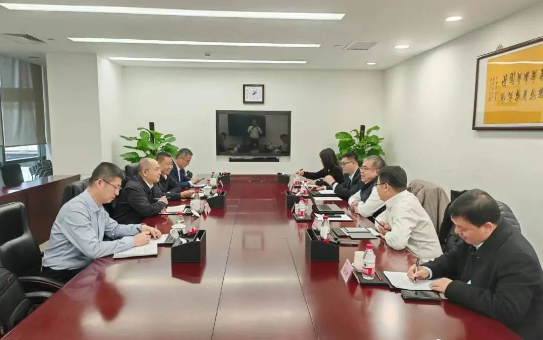 圍繞海上風(fēng)電相關(guān)項(xiàng)目，華電遼寧與中國(guó)中車集團(tuán)會(huì)談！