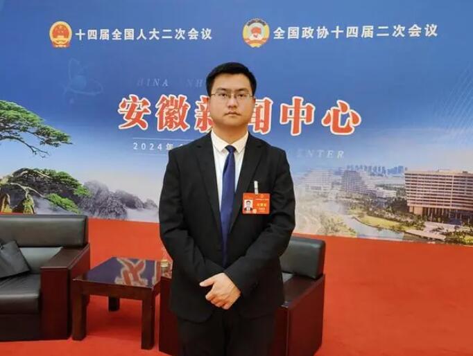 全國人大代表、國軒高科姚金?。簶?biāo)準(zhǔn)、技術(shù)、產(chǎn)業(yè)鏈多管齊下，推動電化學(xué)儲能產(chǎn)業(yè)高質(zhì)量發(fā)展