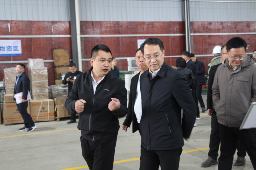 工業(yè)強(qiáng)縣，企業(yè)擔(dān)當(dāng)，縣領(lǐng)導(dǎo)調(diào)研考察江西宏駿