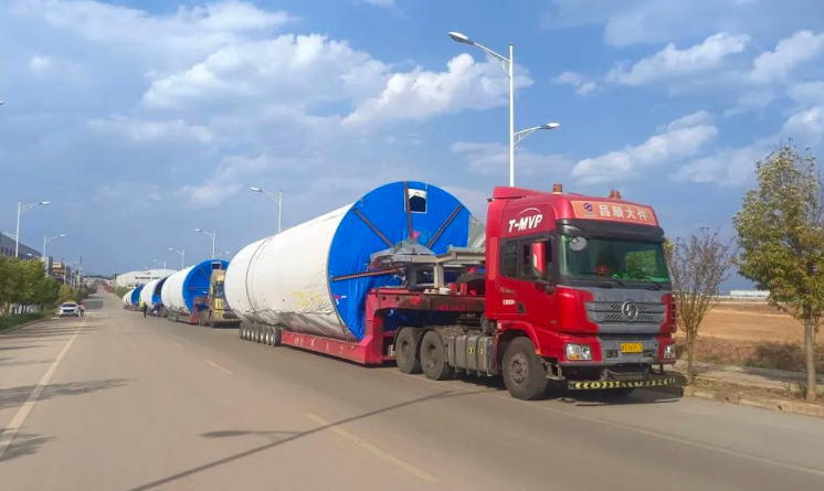 會澤縣金鐘風(fēng)電場一期工程項目（北片區(qū)）塔筒順利發(fā)貨完成