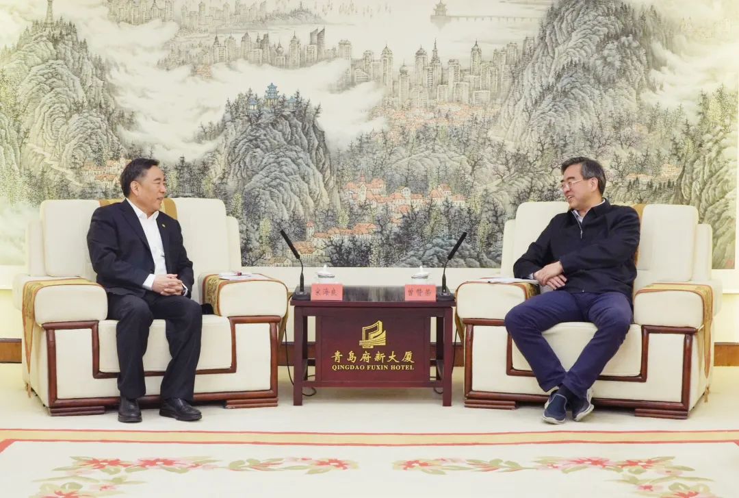 中國(guó)能建黨委書(shū)記、董事長(zhǎng)宋海良拜會(huì)山東省委常委、青島市委書(shū)記曾贊榮