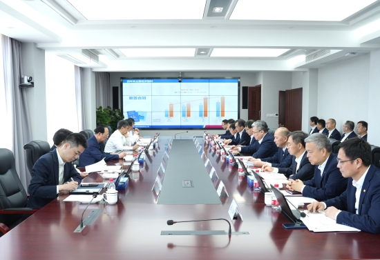 中國(guó)電建黨委書記、董事長(zhǎng)丁焰章赴上海片區(qū)子企業(yè)調(diào)研指導(dǎo)工作