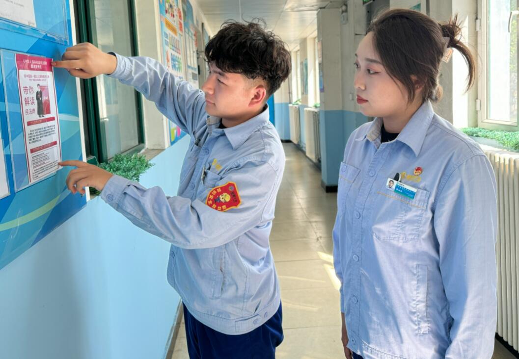 新疆天業(yè)能源管理公司：走進生產一線 “典”燃學法熱情