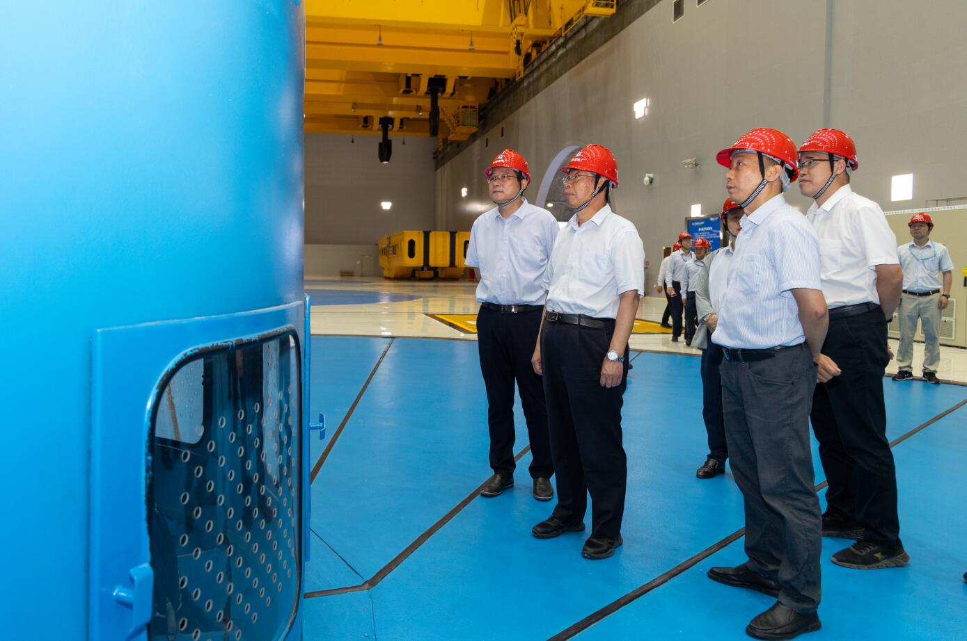 三峽集團(tuán)董事長(zhǎng)、黨組書記劉偉平赴向家壩、溪洛渡水電站調(diào)研