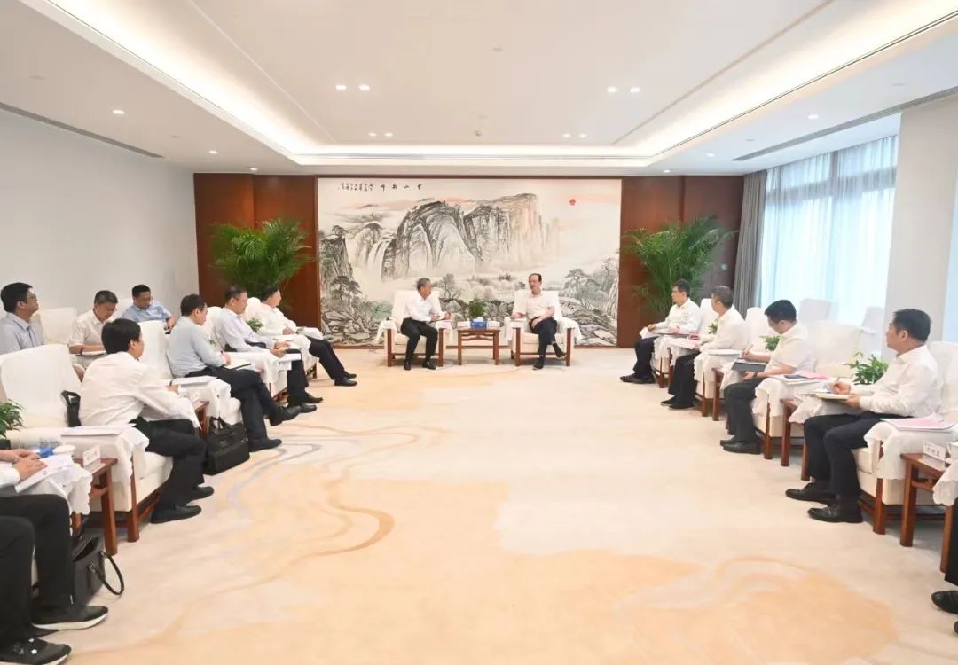 中國電建黨委書記、董事長丁焰章會見南瑞集團董事長、黨委書記山社武