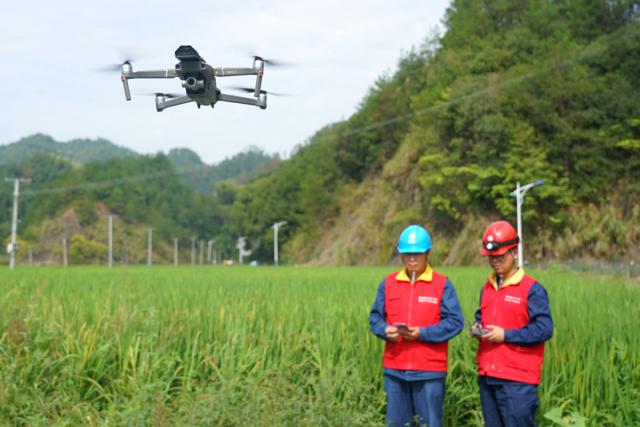 無人機(jī)巡檢，助力迎峰度夏保供電