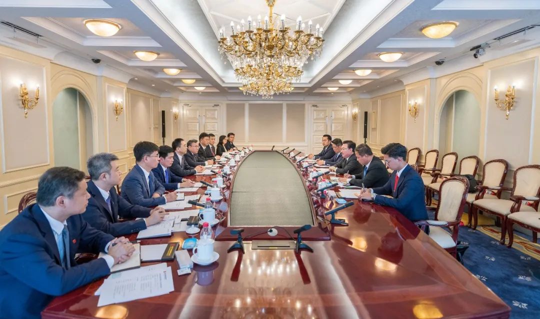 大唐集團(tuán)黨組書記、董事長鄒磊與老撾總理府辦公廳部長、總理首席顧問西納萬·蘇發(fā)努馮會談