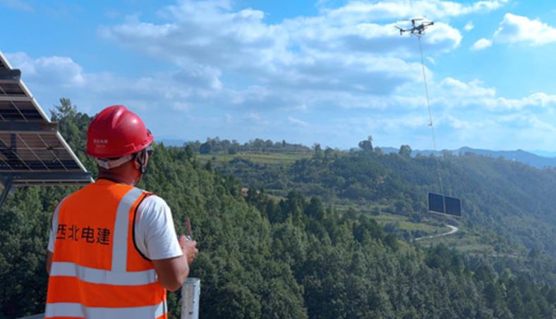 “飛”速前進(jìn)，無人機(jī)運(yùn)輸助力西北電建洛南光伏項(xiàng)目建設(shè)