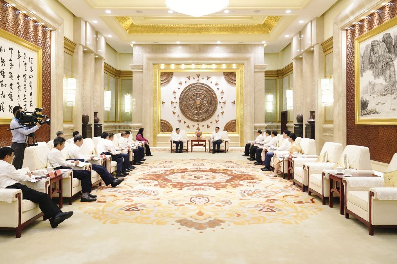 中國能建黨委書記、董事長宋海良拜會廣西壯族自治區(qū)黨委書記劉寧