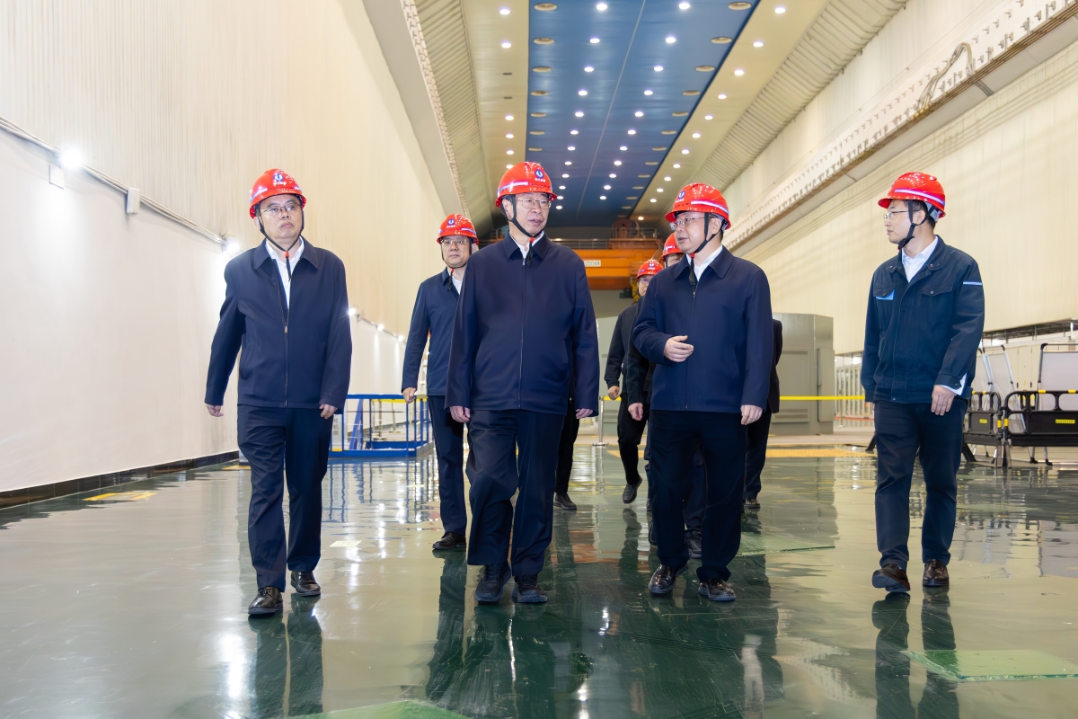 三峽集團(tuán)董事長、黨組書記劉偉平赴清江梯級(jí)水電站調(diào)研