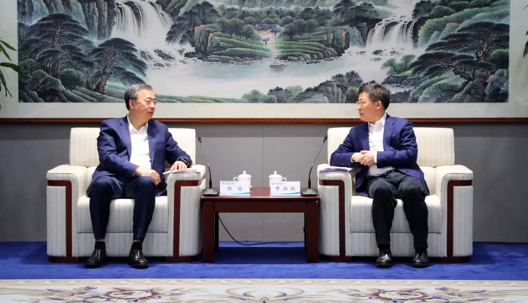 中國電氣裝備黨委書記、董事長李洪鳳會見中金公司黨委書記、董事長、管理委員會主席陳亮