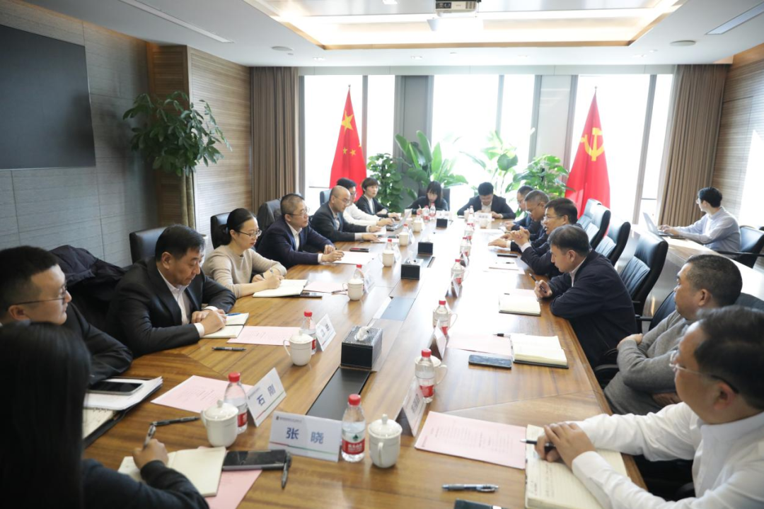 國家電投浙江公司總經理、黨委副書記黃保軍會見浙商銀行總行黨委委員、副行長景峰