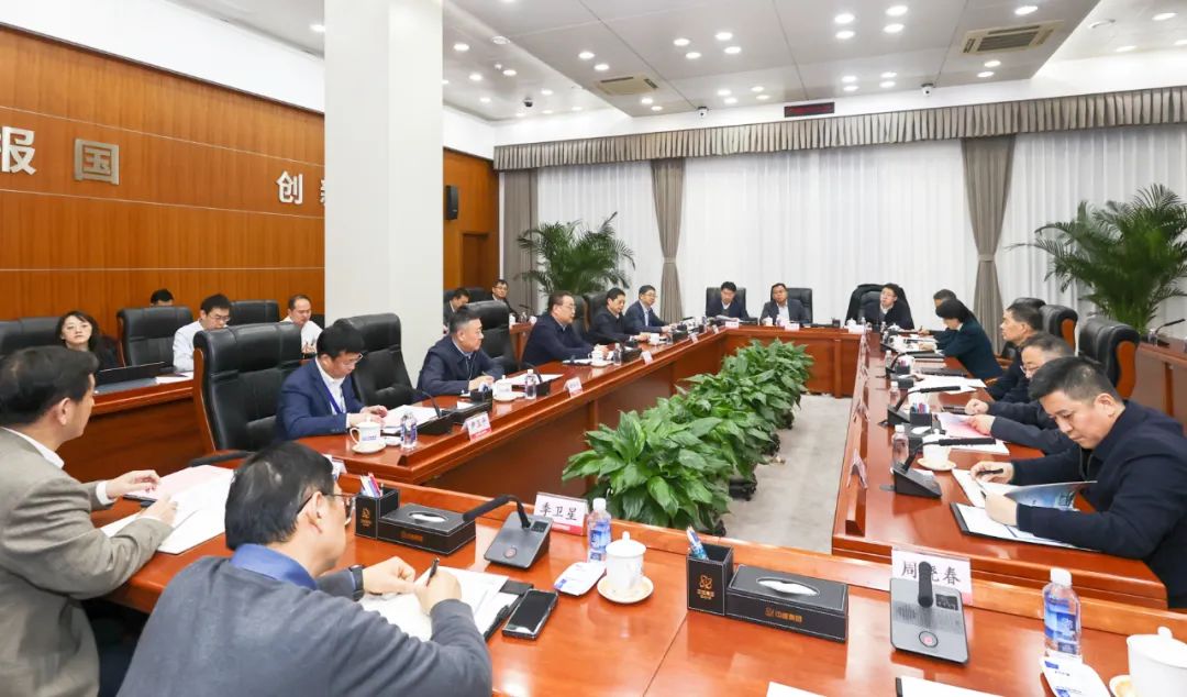 中核集團(tuán)會(huì)見江蘇省委常委、蘇州市委書記劉小濤一行