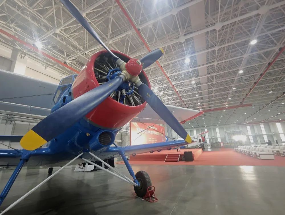 國產(chǎn)大型無人機(jī)首次實(shí)現(xiàn)量產(chǎn)交付