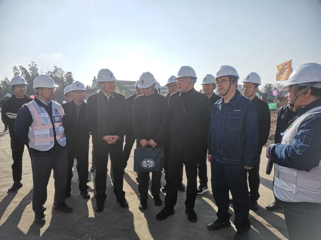 云南省能源局局長陳杰到云南國際陸良項目現(xiàn)場調(diào)研